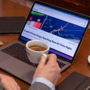 MT4（MetaTrader 4）平台​ 的详细安装与操作指南
